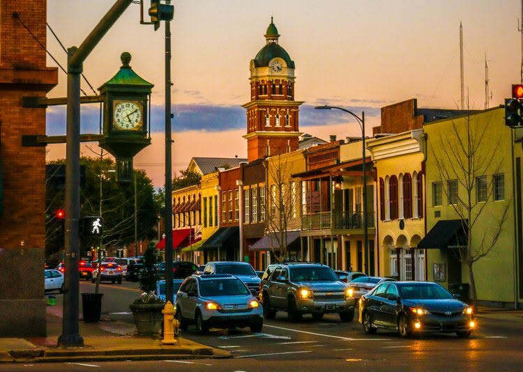 Image of city Columbus/W Point/Starkville, MS