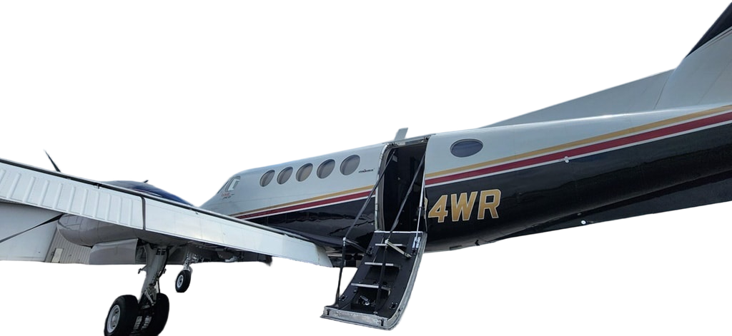 Image of tail N124WR