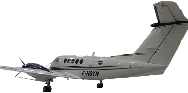 Image of tail N200EP