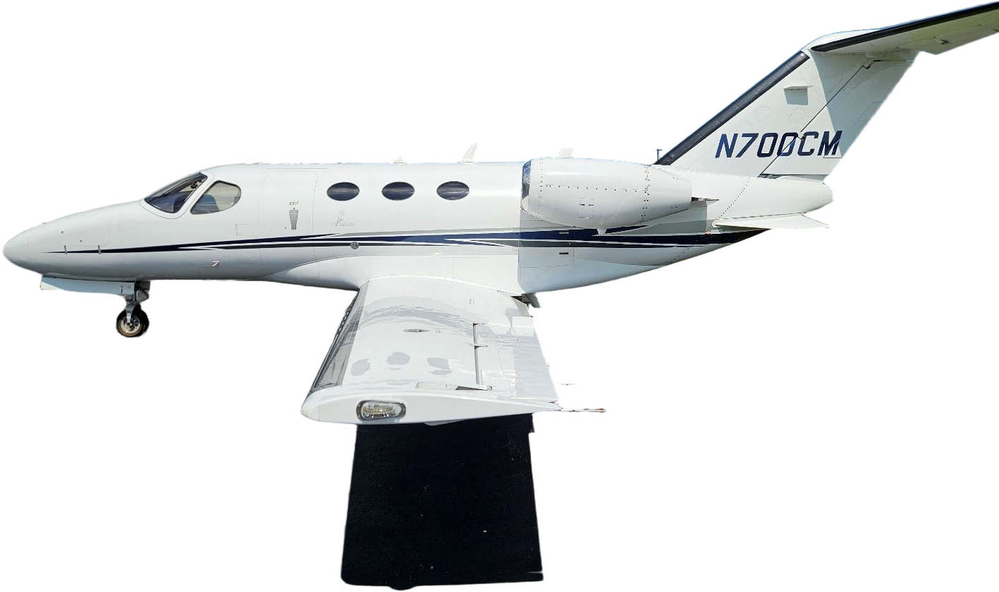 Image of tail N700CM