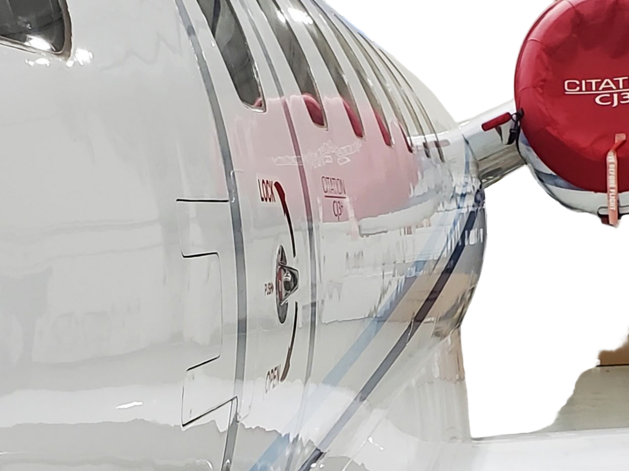 Image of tail N702CW