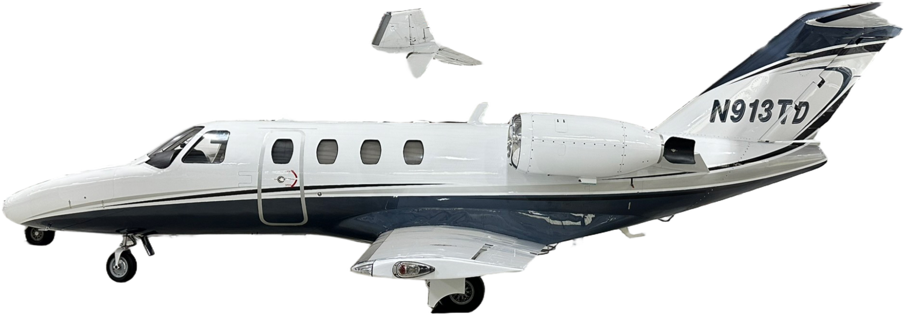 Image of tail N913TD