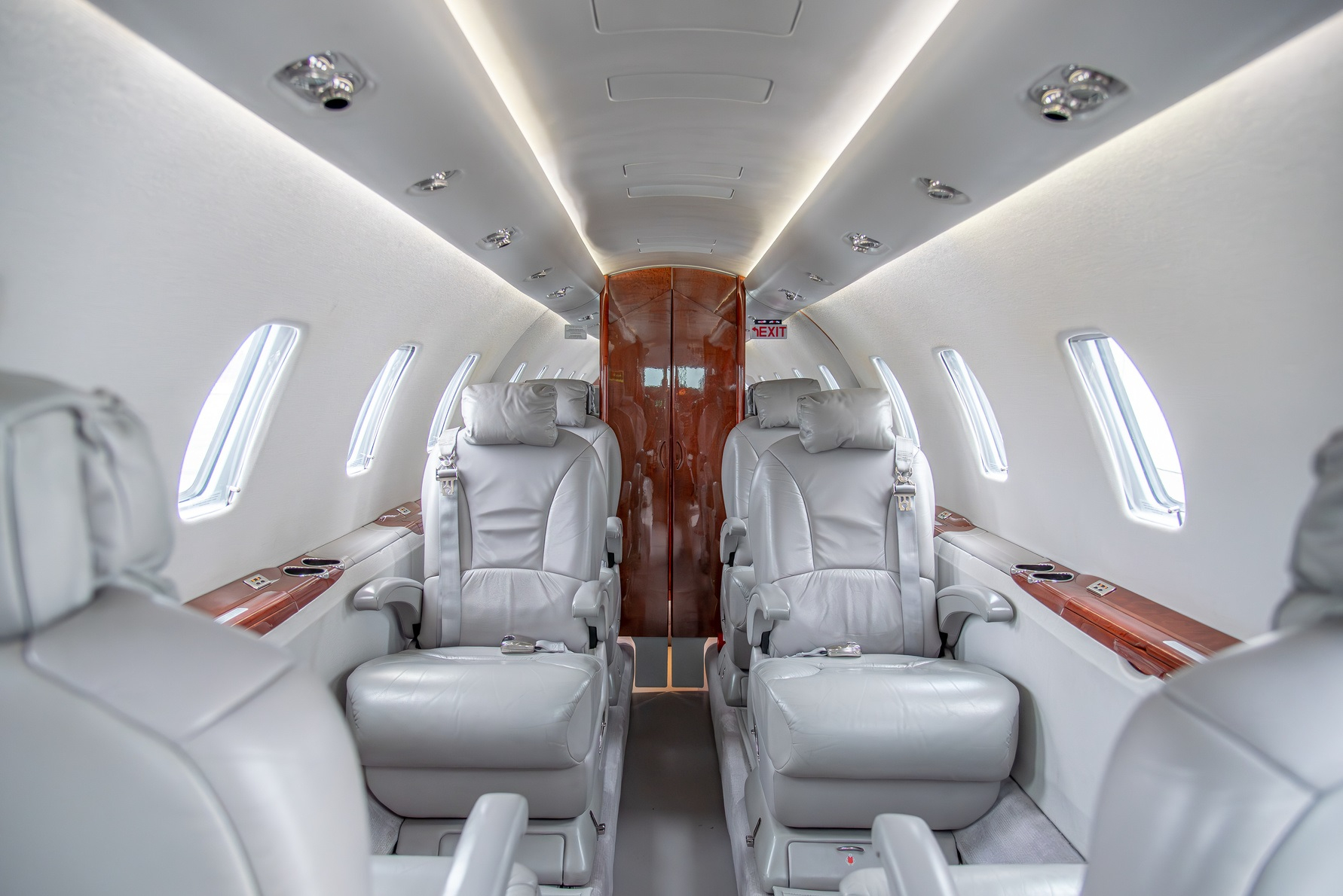 Aircraft Image for C-FDXU