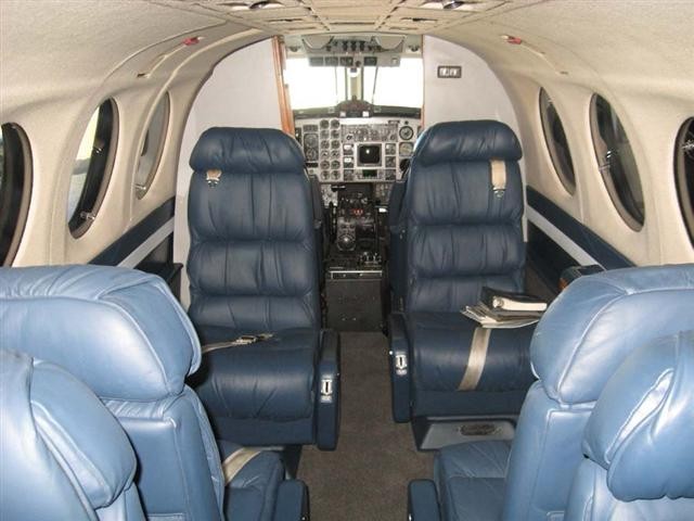 Aircraft Image for C-FHPB