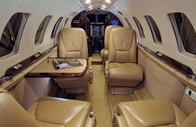Aircraft Image for C-FNDF