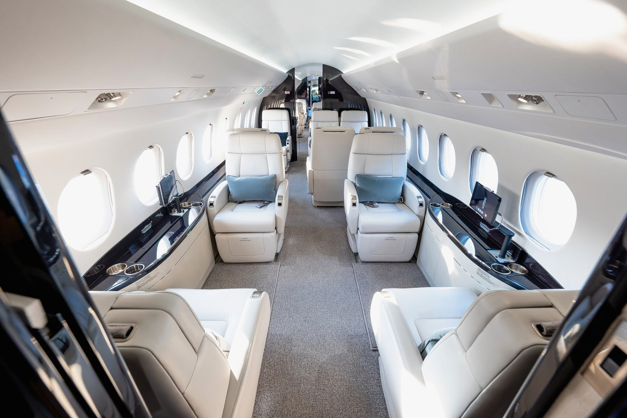 Aircraft Image for C-FWWW