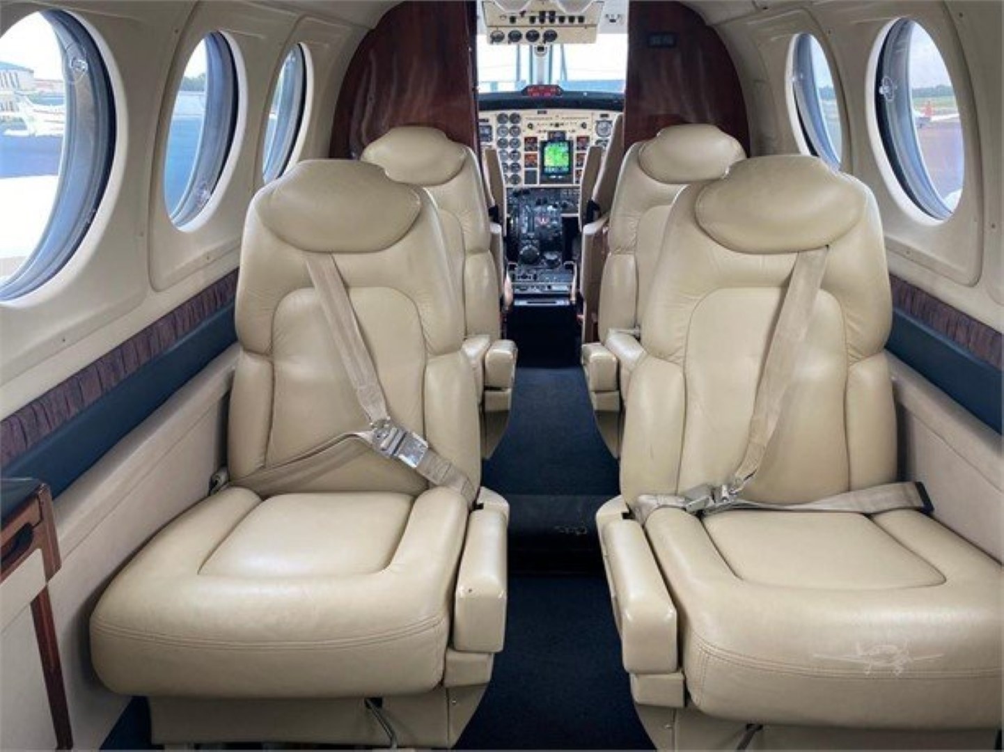 Aircraft Image for C-GFAE