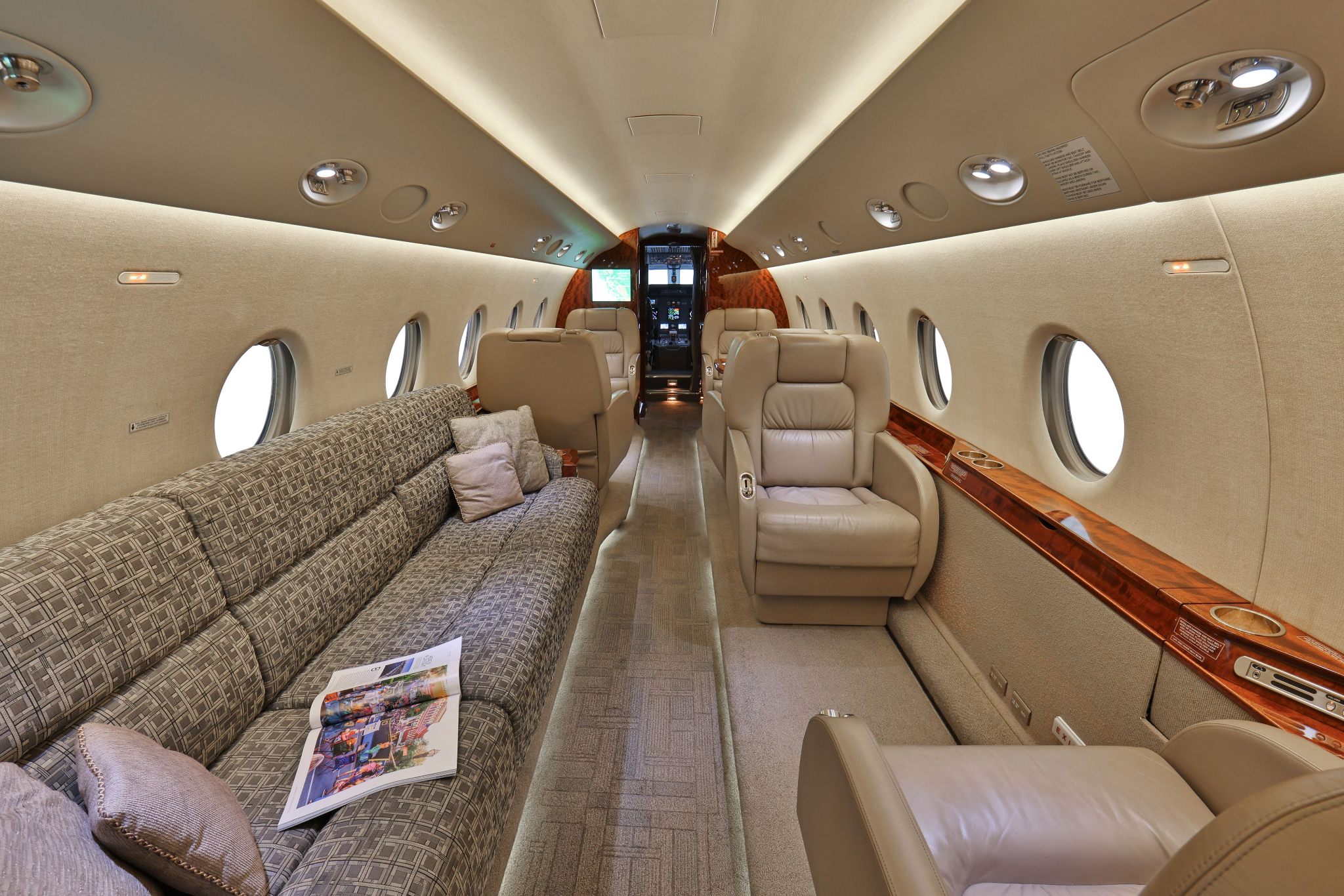 Aircraft Image for M-GALX