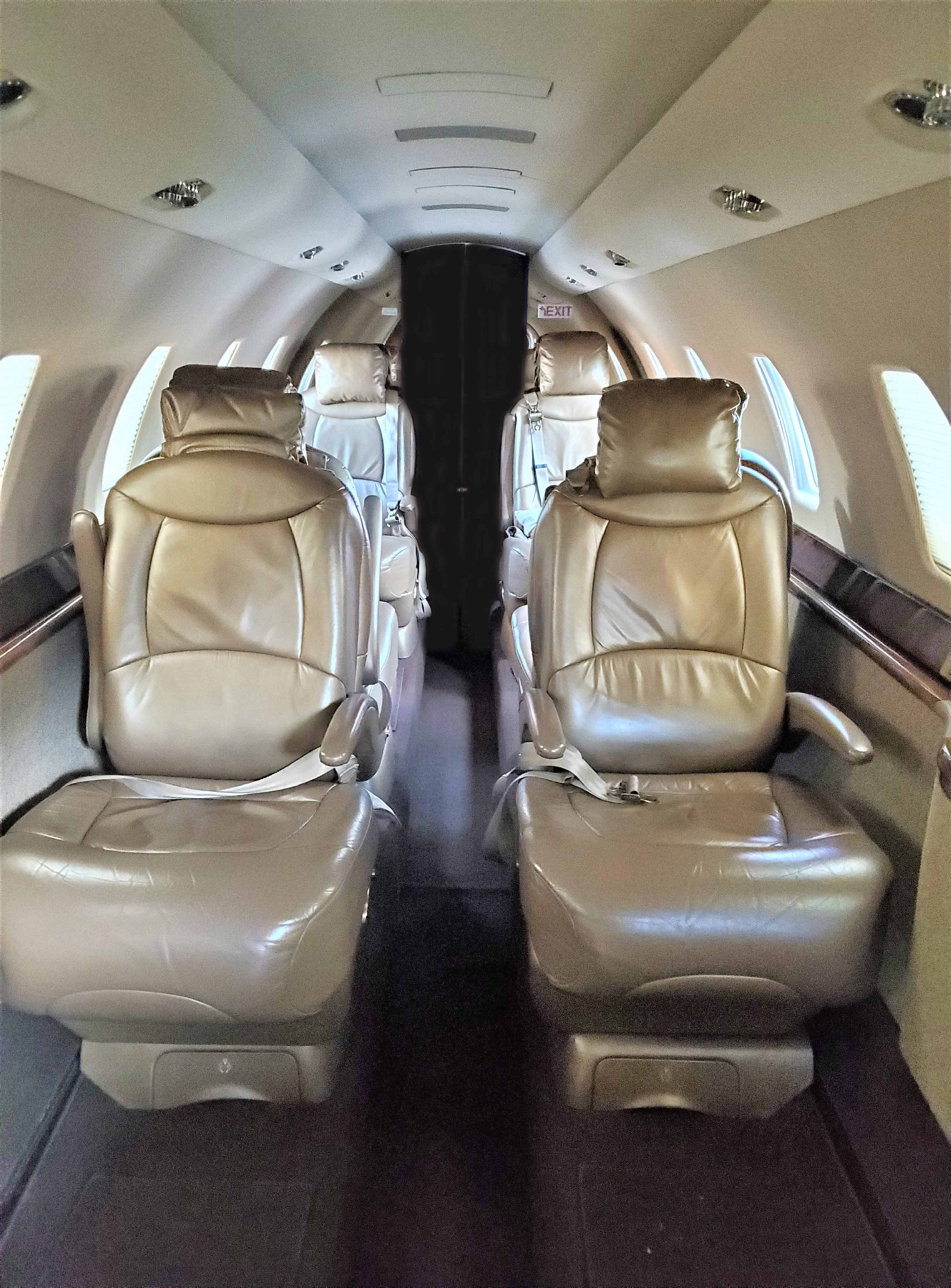 Aircraft Image for M-JAZZ