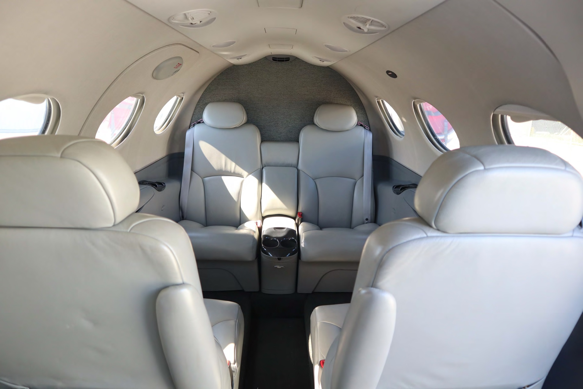 Aircraft Image for M-OUSE