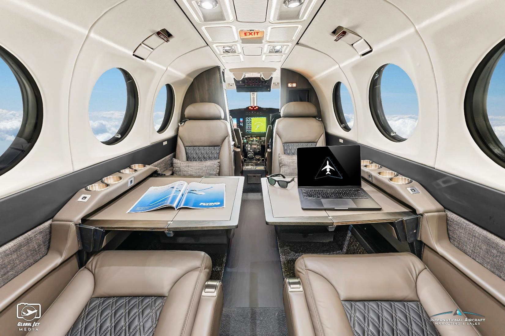 Aircraft Image for N300KA