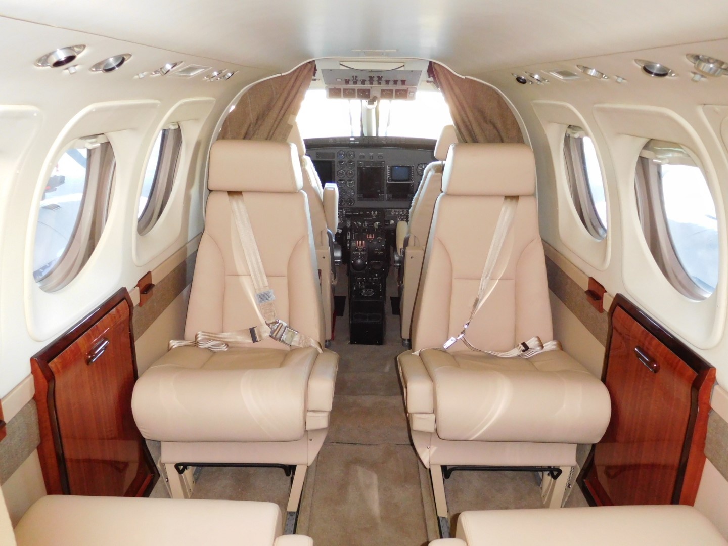 Aircraft Image for N543HC
