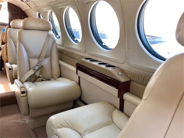 Aircraft Image for N700Z
