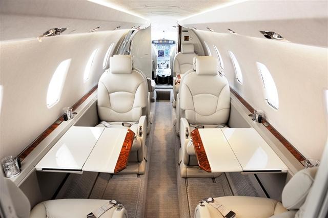 Aircraft Image for N823JS