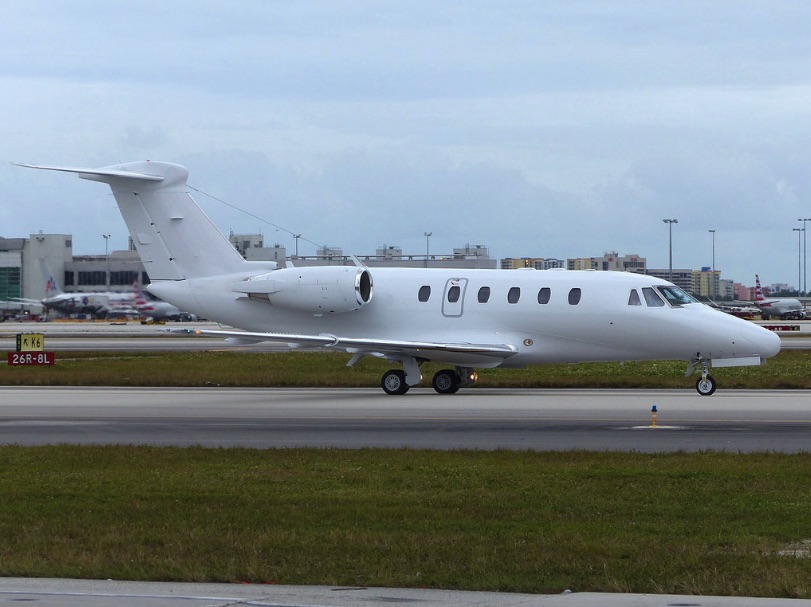 Image of tail C-FCIG