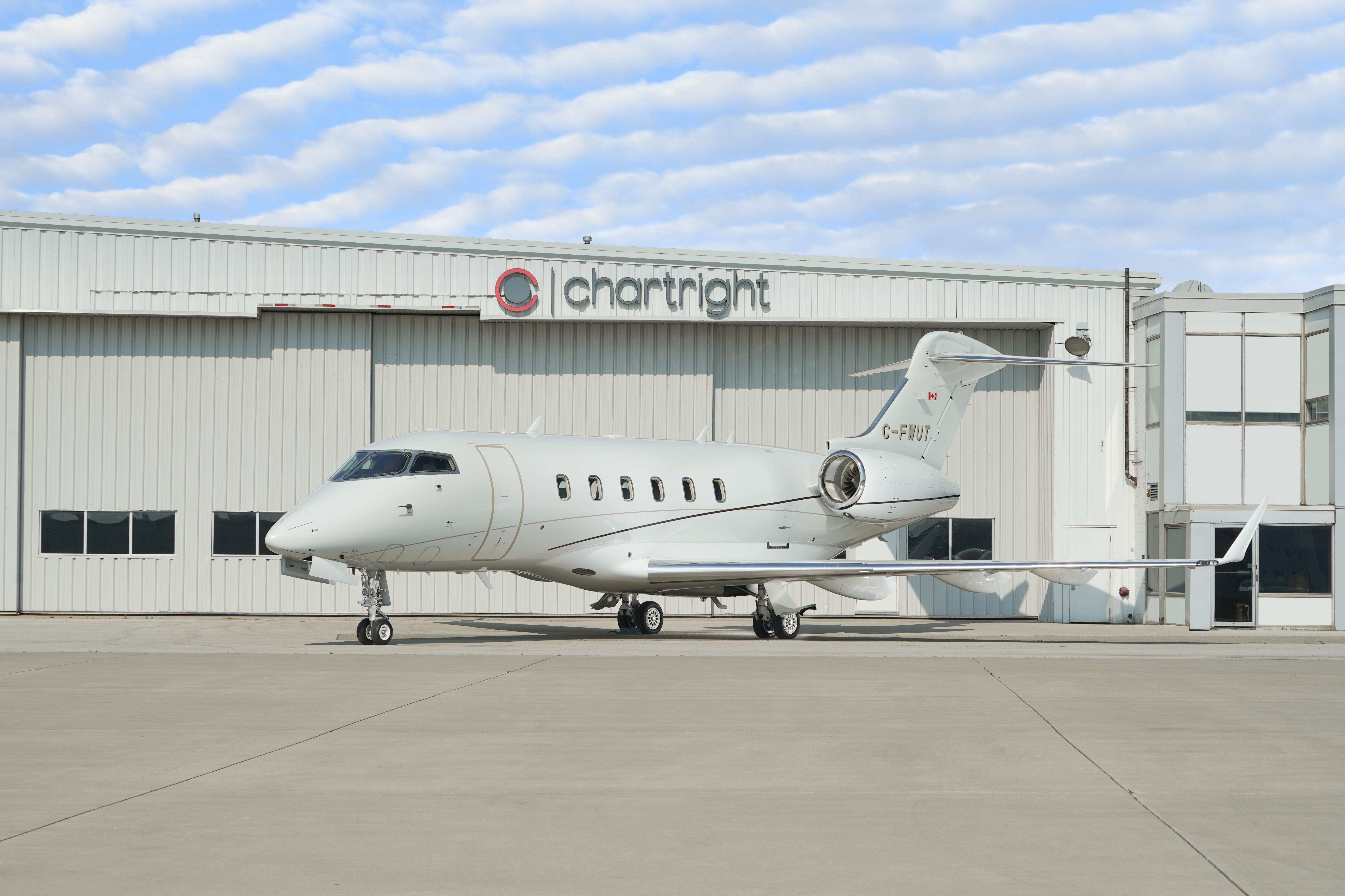 Image of tail C-FWUT