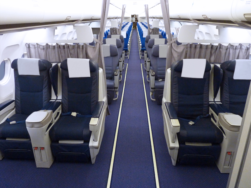 Image of tail CS-TRJ