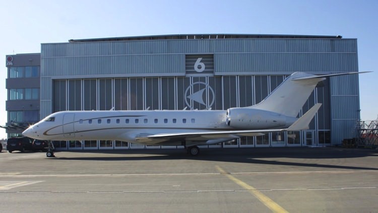 Image of tail D-AFAU