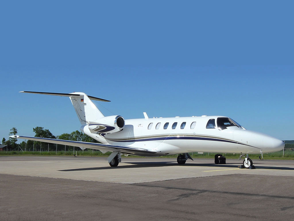 Image of tail D-IKBO