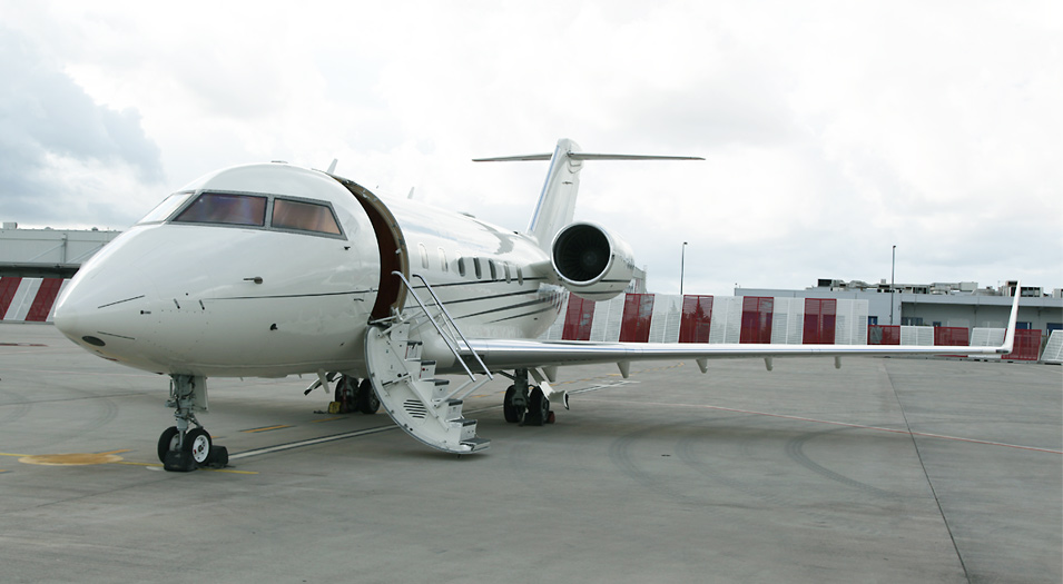 Image of tail EI-KMA