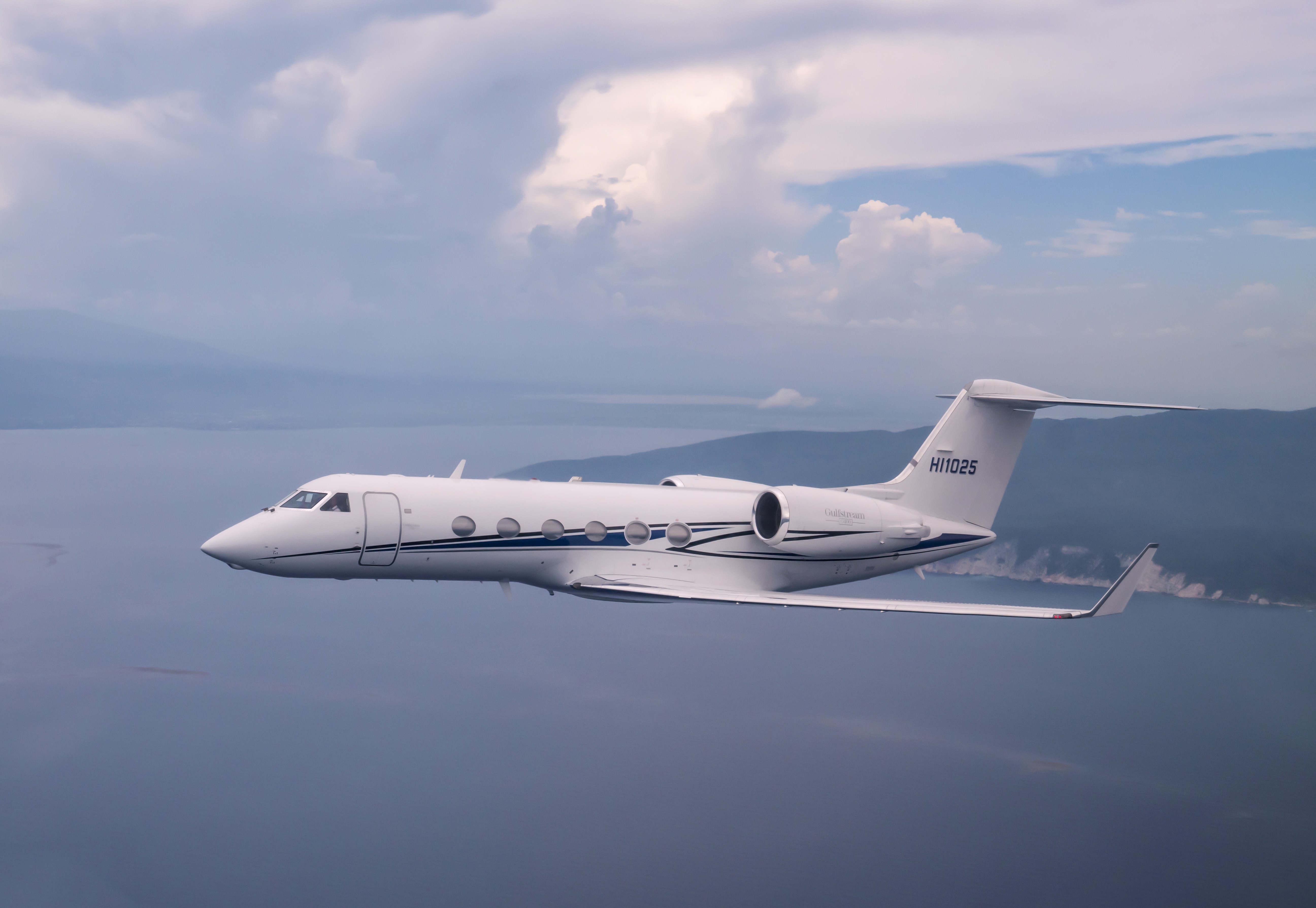 Image of tail HI1025