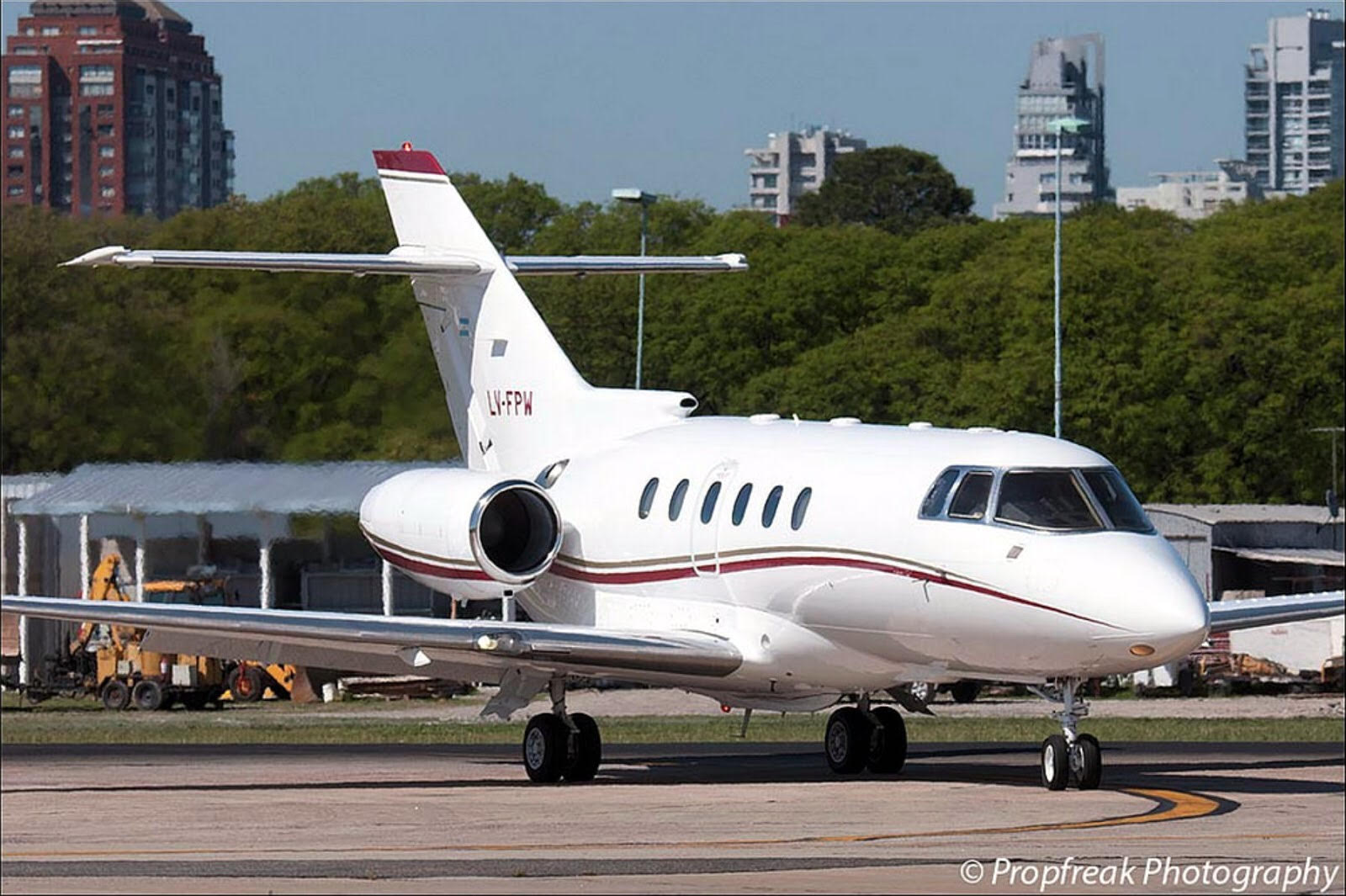 Image of tail LV-FPW