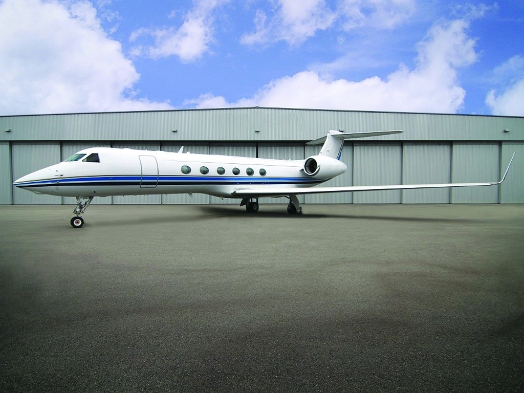 Image of tail N100GV