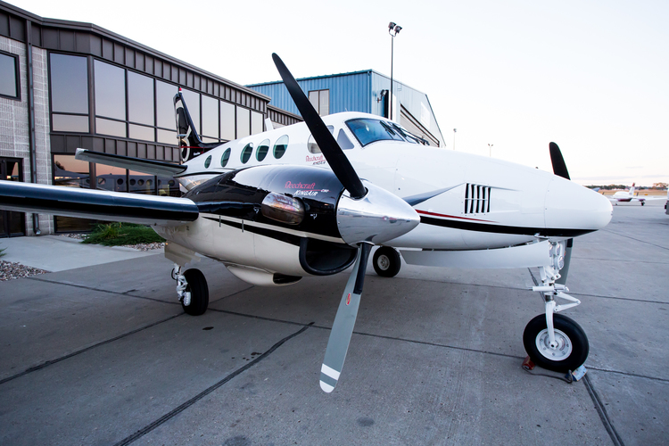 Image of tail N100KB