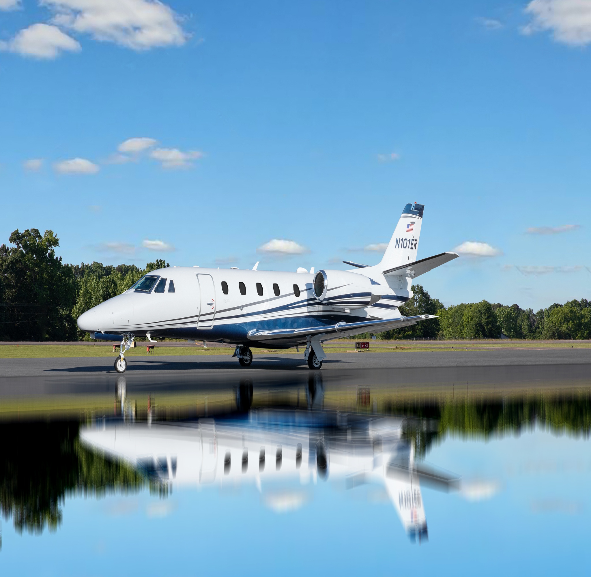 Image of tail N101ER