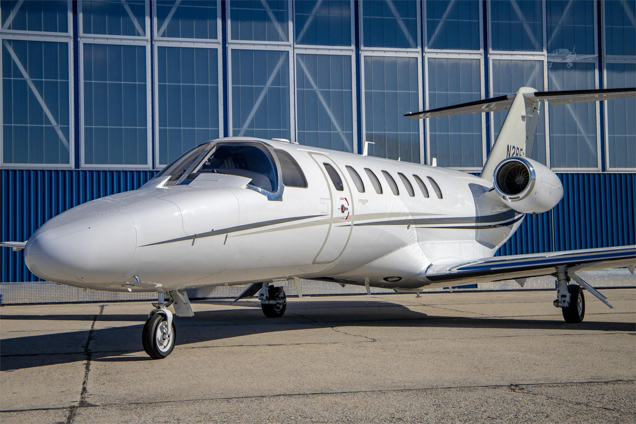 Image of tail N110RF