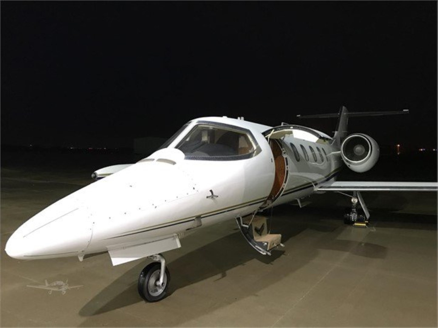 Image of tail N111KR