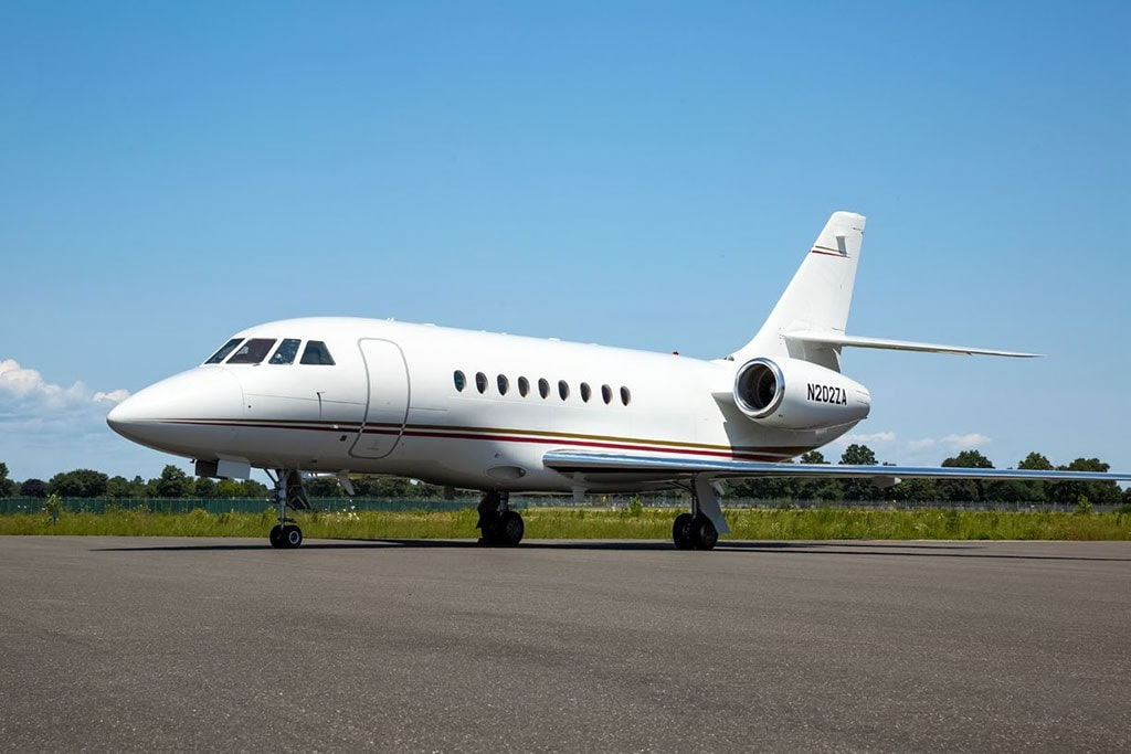 Image of tail N118AD