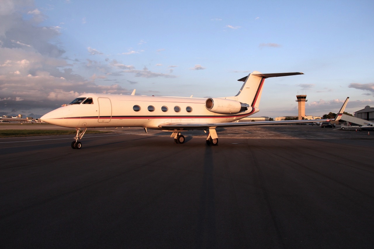Image of tail N11GW