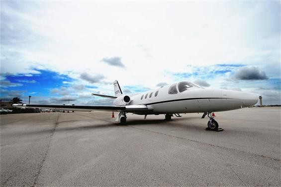 Image of tail N123PL