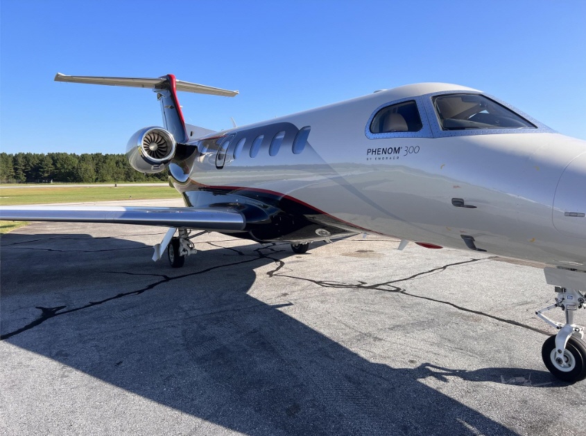 Image of tail N124FG