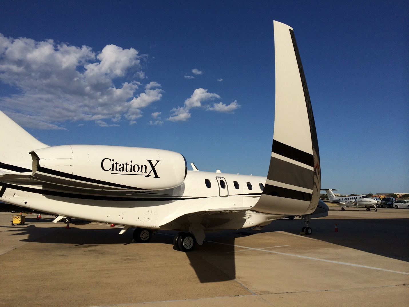 Image of tail N125RH