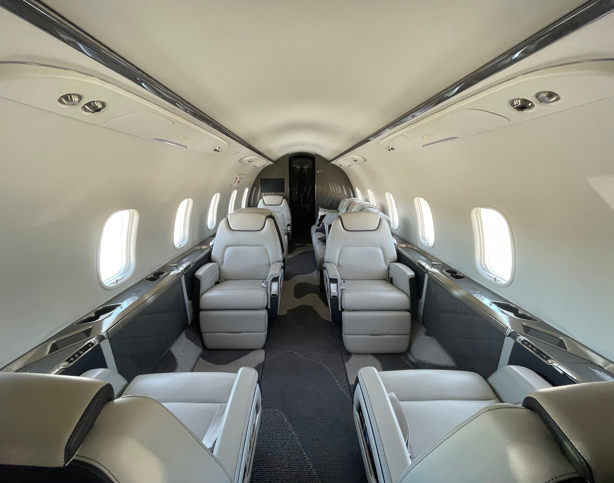 Aircraft Image for N127EB