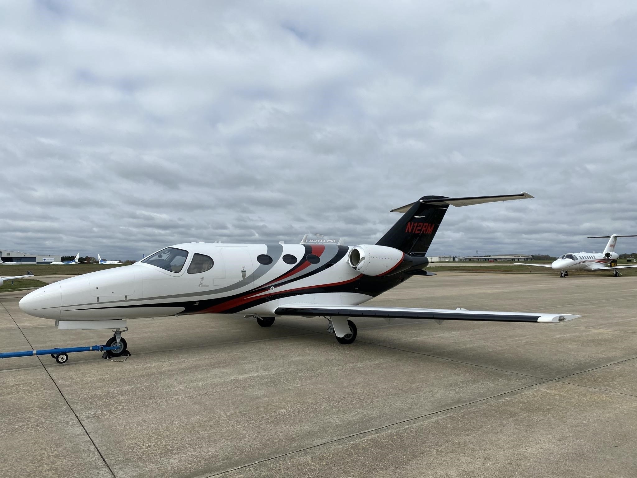 Image of tail N12RM