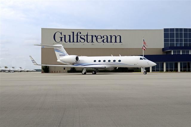 Image of tail N130GV