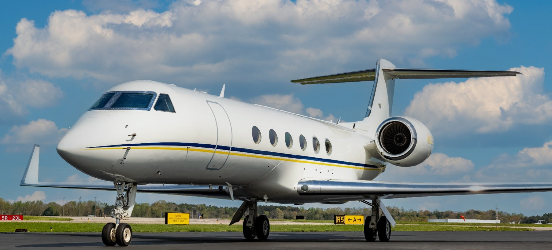 Image of tail N132SD
