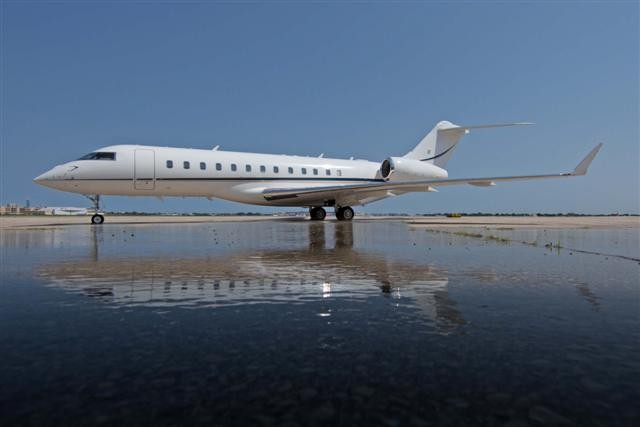 Image of tail N137BB