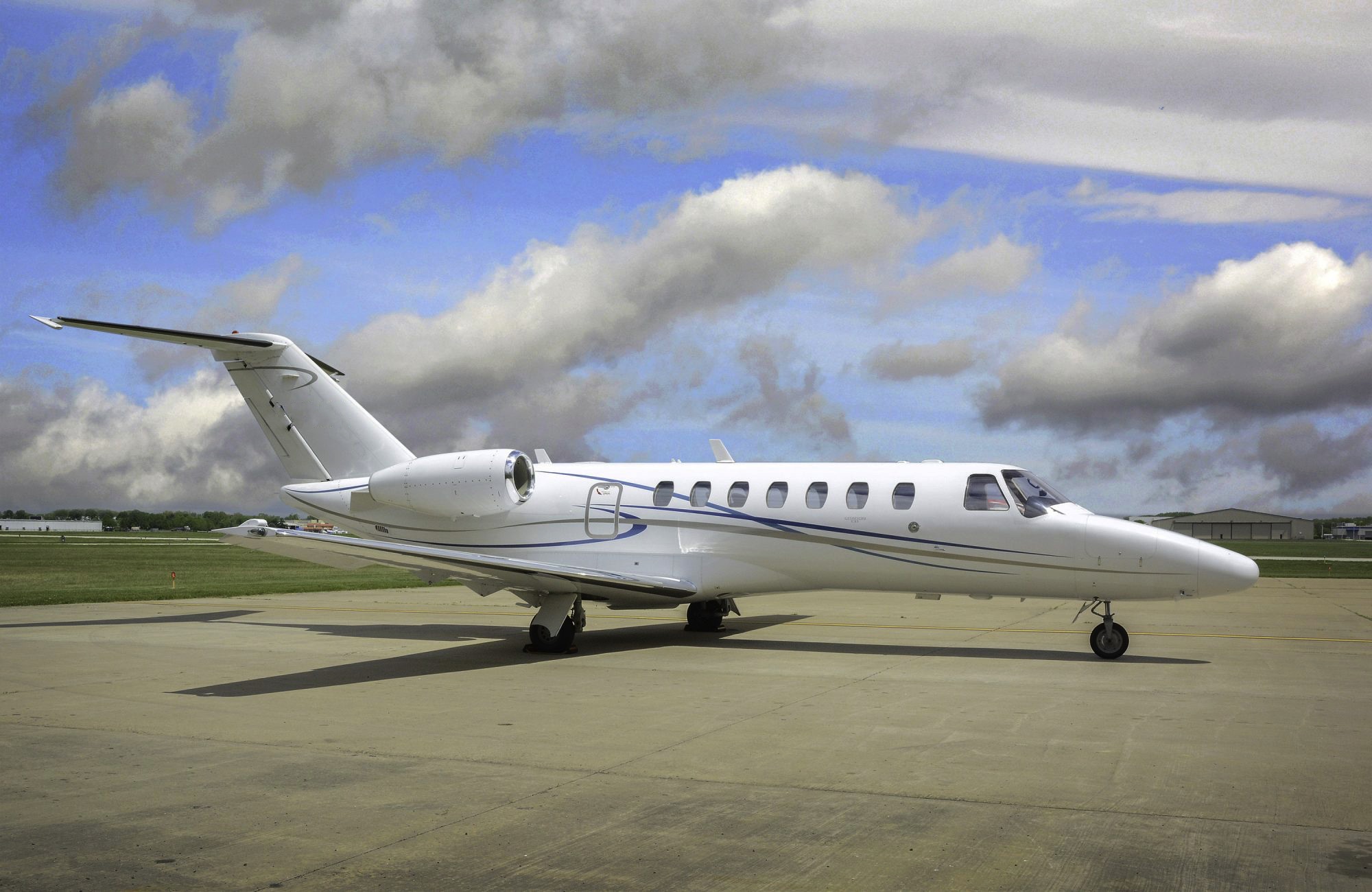 Image of tail N143JT
