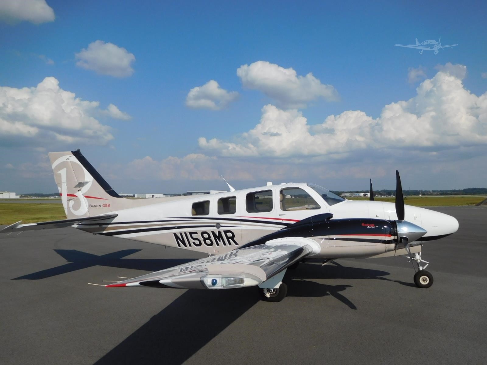 Image of tail N158M