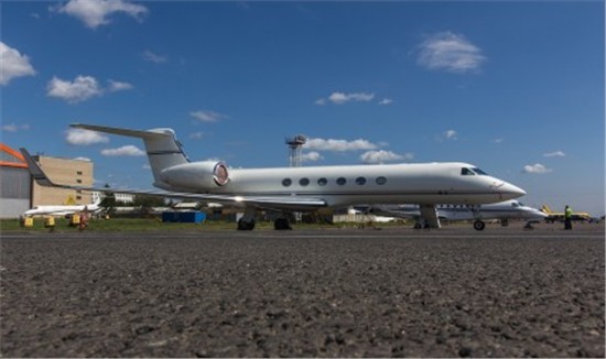 Image of tail N17FJ
