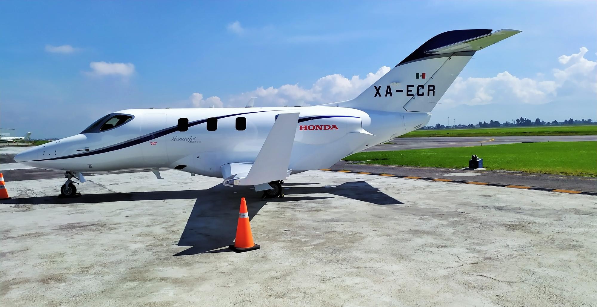 Image of tail N17HJ