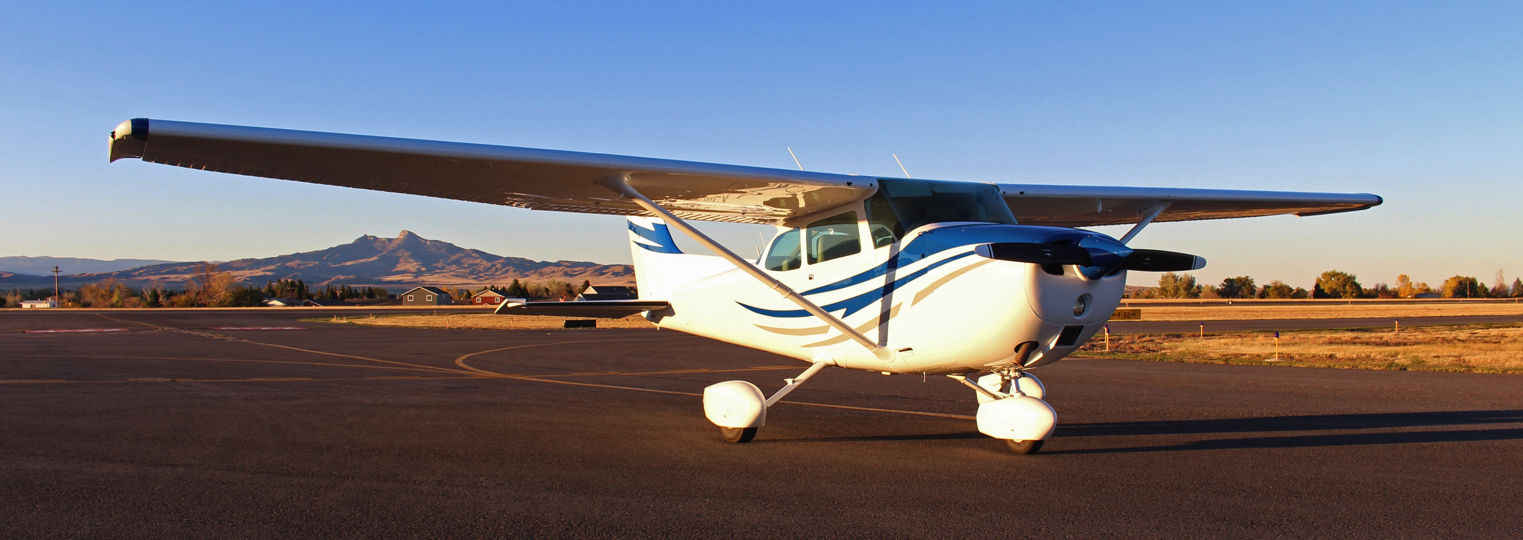 Image of tail N183CA
