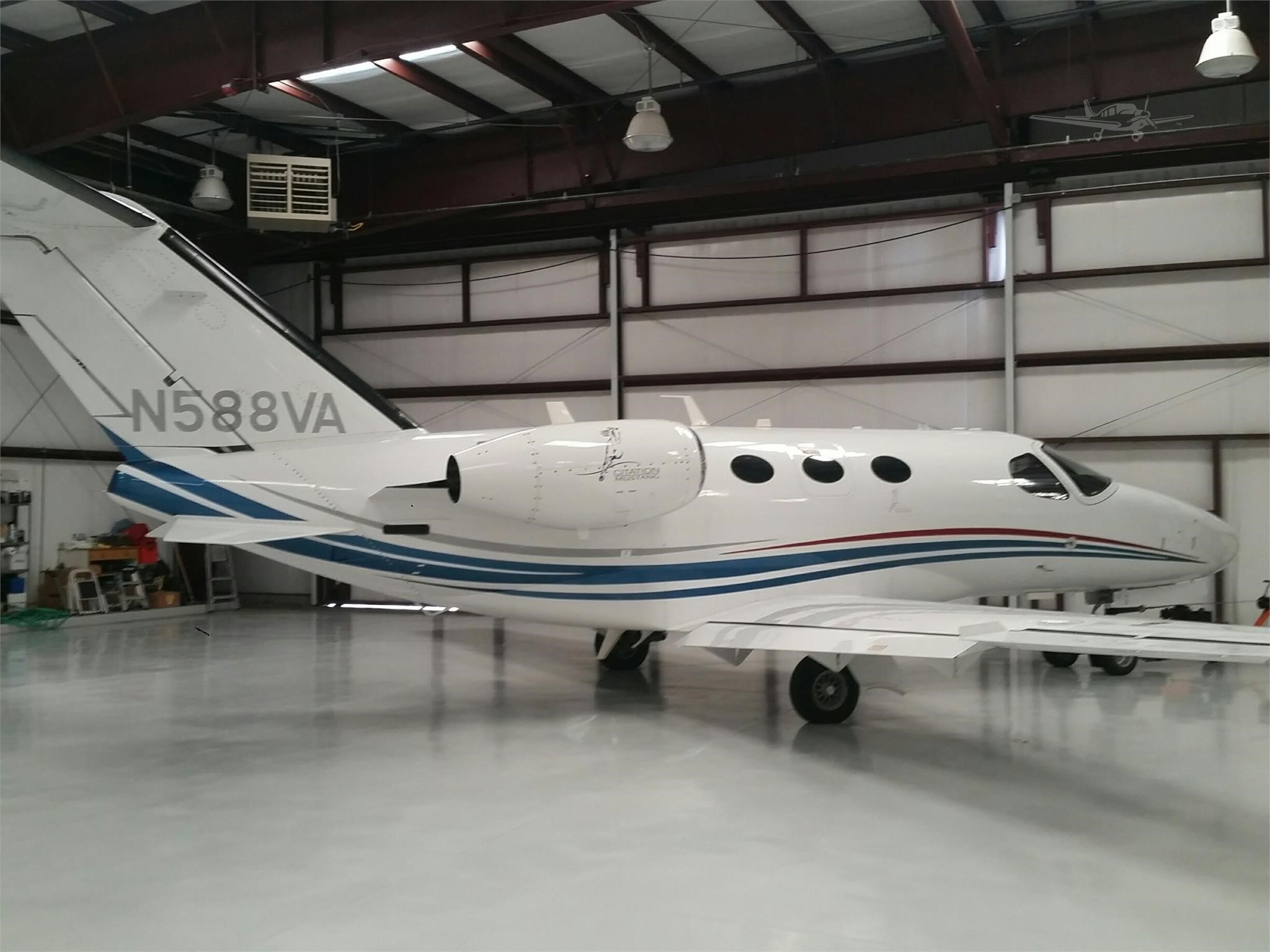 Image of tail N1888