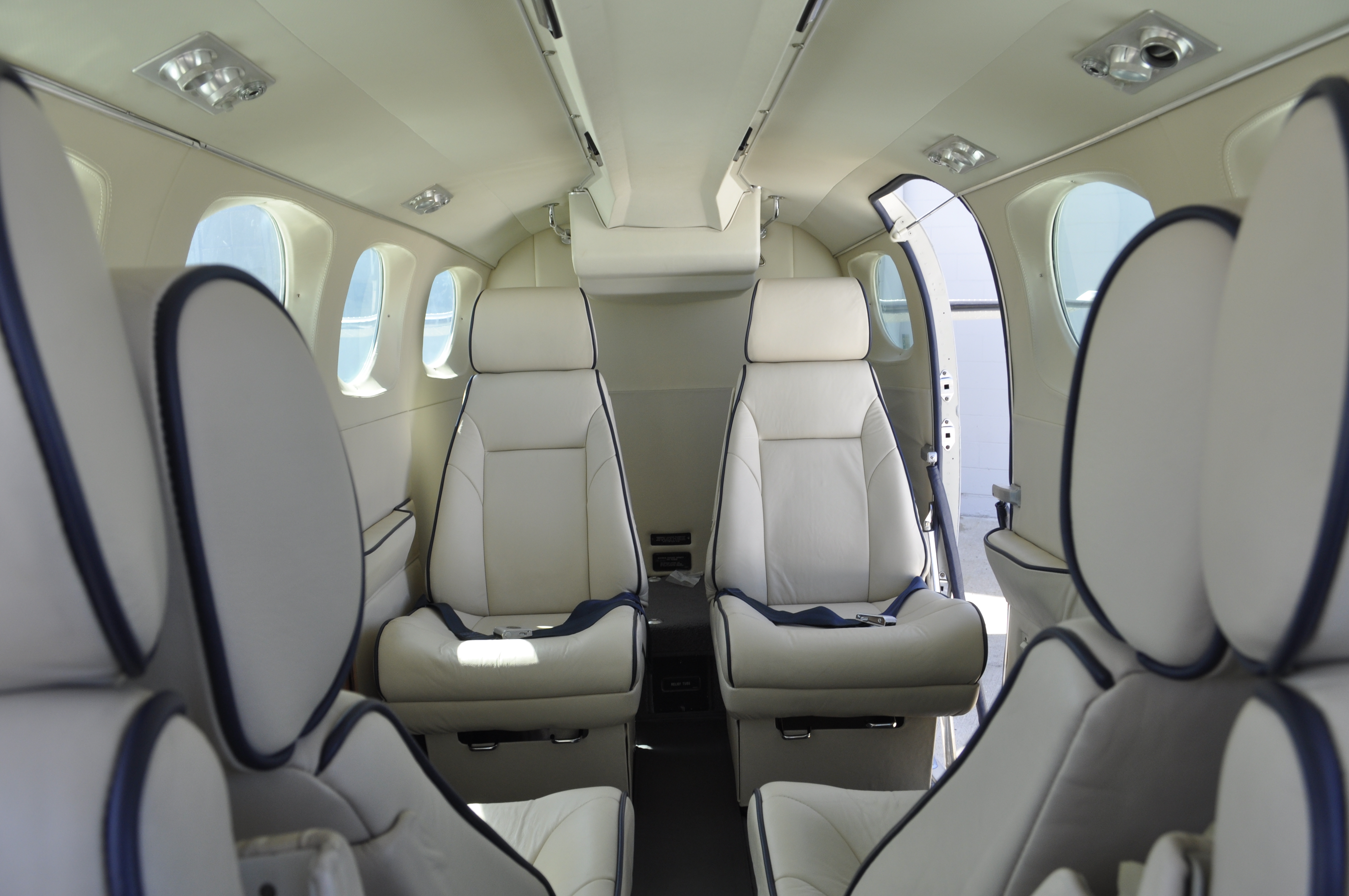 Aircraft Image for N1944E