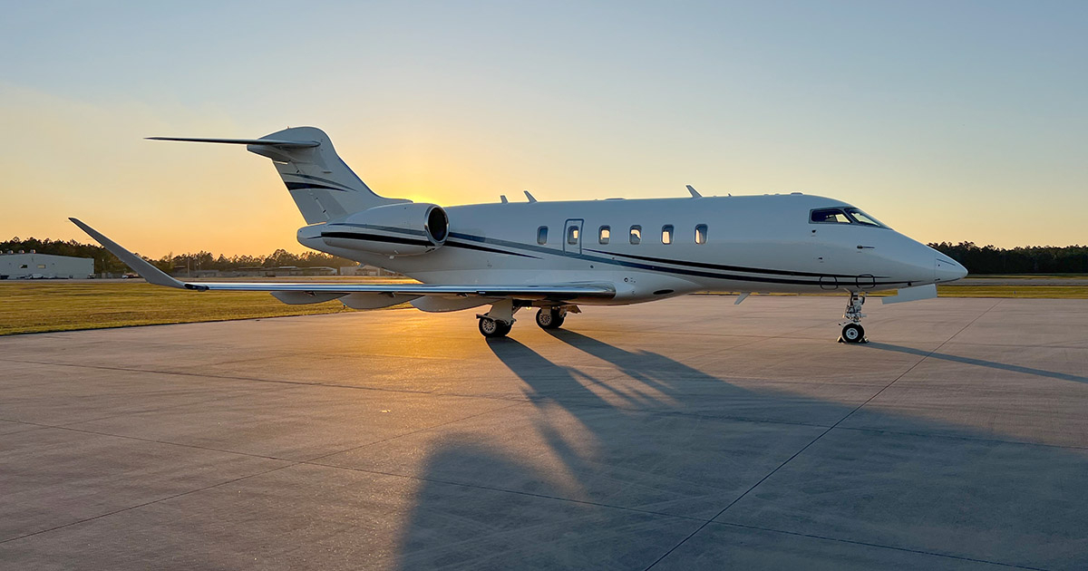 Image of tail N200JC