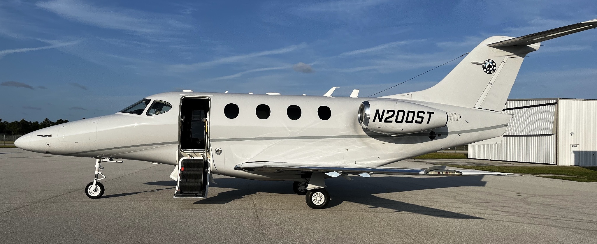 Image of tail N200ST